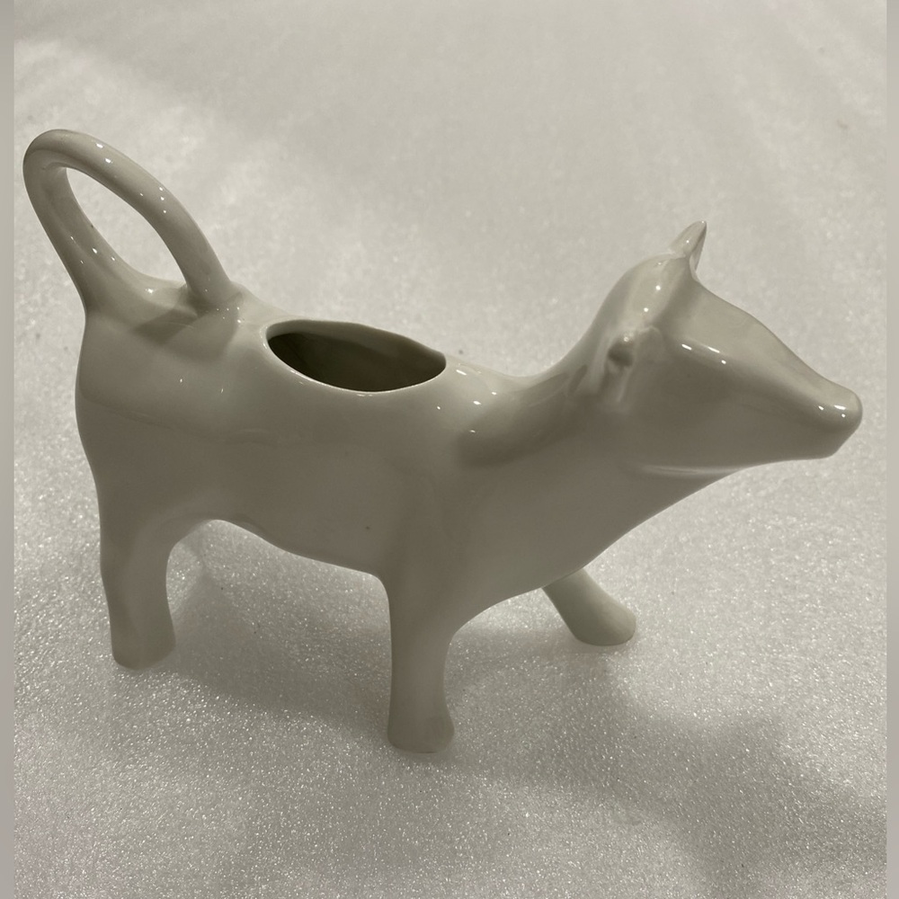 Hoan Vintage Cow Creamer White Porcelain Made In France Farmhouse EUC